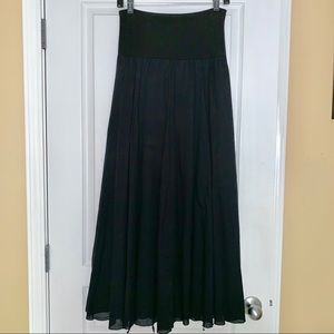 Gently worn / Like new LVLX versatile skirt